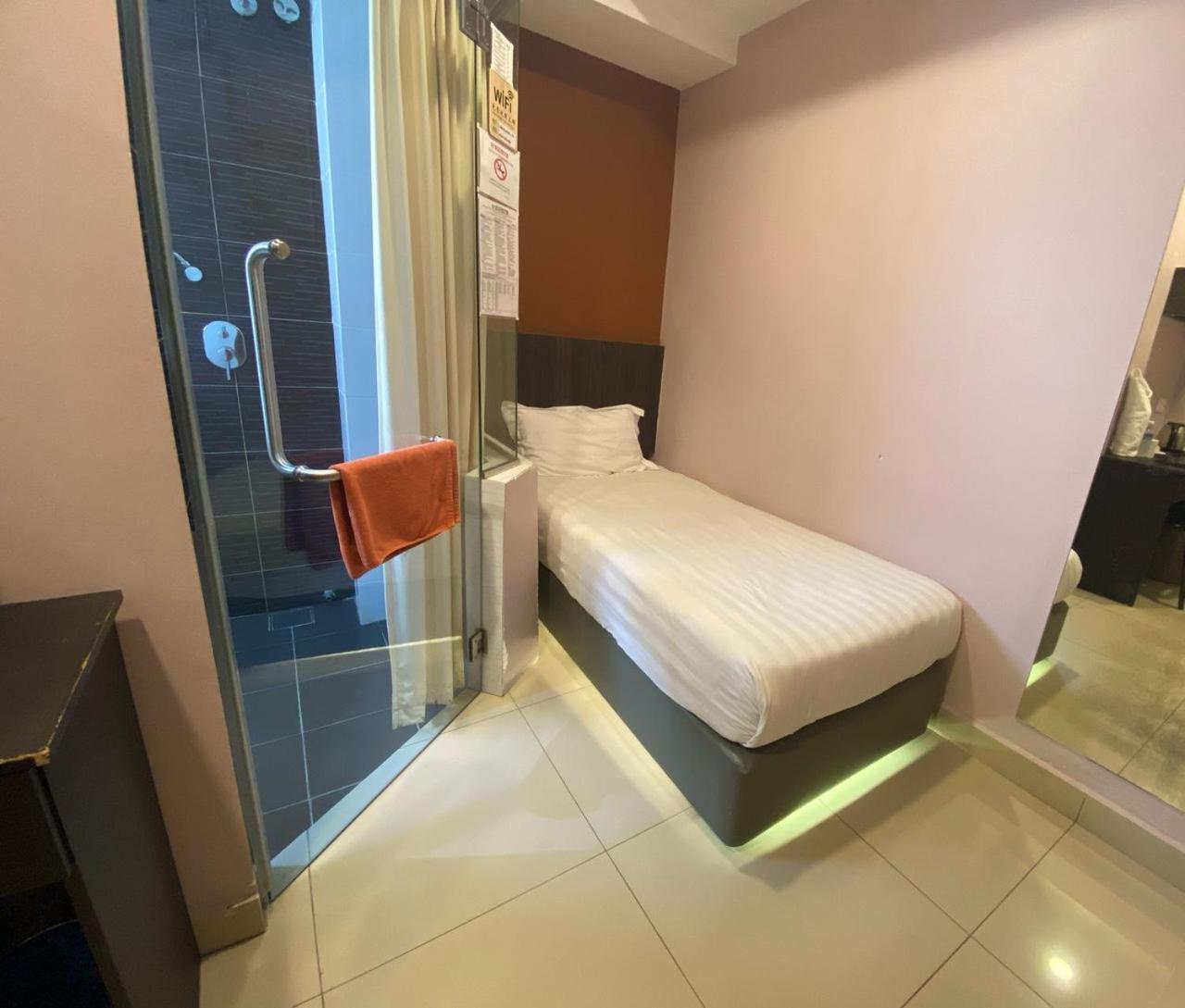 Hotel Vevo Puchong Malaysia Экстерьер фото