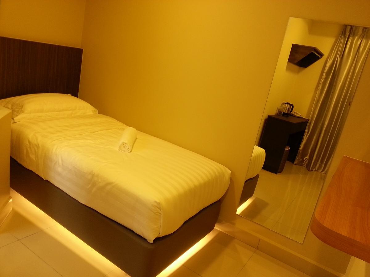 Hotel Vevo Puchong Malaysia Экстерьер фото